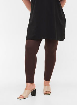 Zizzi Leggings basiques en viscose, Coffee Bean, Model image number 2