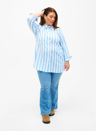 Zizzi Chemise longue en lin et en coton, Blue White Stripe, Model image number 2