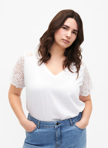 Zizzi T-shirt en coton à manches courtes en dentelle, Bright White, Model image number 0