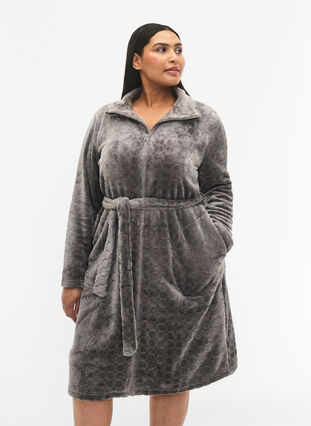 Zizzi Robe de chambre à motifs avec fermeture éclair et poches, Grey, Model image number 0