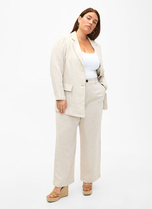 Zizzi Pantalon de costume conçu dans un mélange de matériaux contenant du lin, Rainy Day, Model image number 0