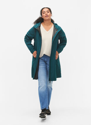 Zizzi Veste de pluie avec poches et capuche, Deep Teal, Model image number 2