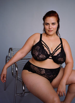 Zizzi Soutien-gorge couvrant avec dentelle et lacets, Black, Image image number 0