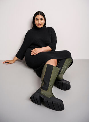 Zizzi Bottes en cuir large avec un long tige et élastique, Deep Depths, Image image number 0