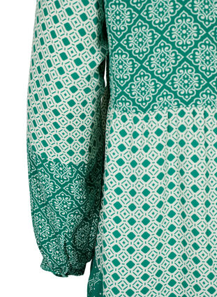 Zizzi Robe trapèze avec motifs et lignes de coupe, Green AOP, Packshot image number 3