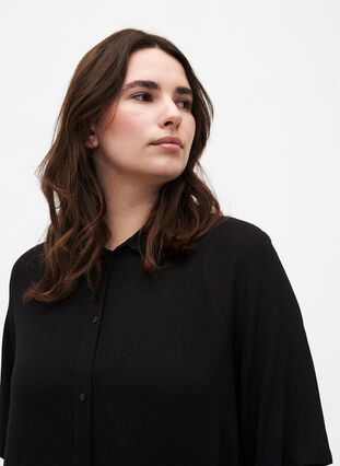 Zizzi Robe chemise à manches courtes en viscose, Black, Model image number 2