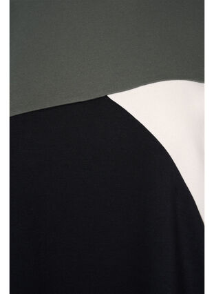 Zizzi Long sweat-shirt avec colorblock, Black Color Block, Packshot image number 2