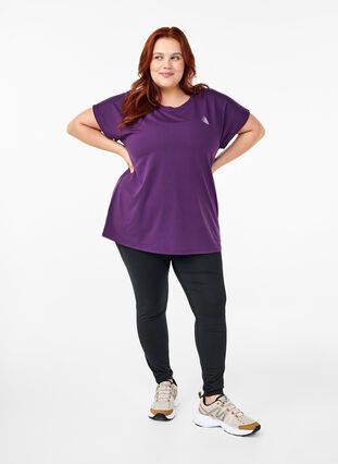 Zizzi T-shirt de sport uni, Purple Pennant, Model image number 2