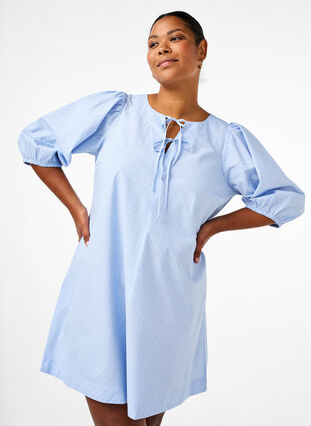 Zizzi Robe avec liens et manches 3/4, Blue Stripe, Model image number 0