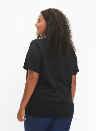 Zizzi FLASH - T-shirt avec motif, Black Be Kind, Model image number 1