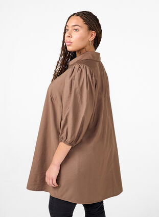 Zizzi Tunique en viscose avec décolleté en V et col, Chocolate Chip, Model image number 1