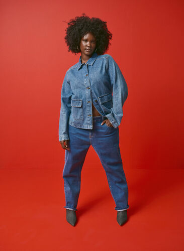 Zizzi Jean court avec une coupe droite Vera, Blue Denim, Image image number 0