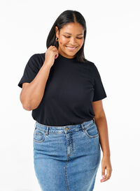 T-shirt basique en coton à col rond, Black, Model