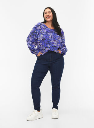 Zizzi FLASH - Blouse à manches longues avec imprimé et smock, Dazzling Blue AOP, Model image number 2