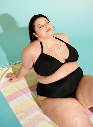 Zizzi String bikini à taille normale, Black, Image image number 0