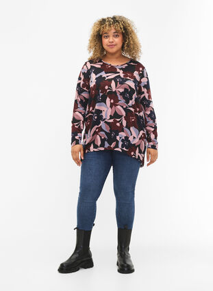 Zizzi Blouse florale à manches longues, Black Rose Flower, Model image number 2