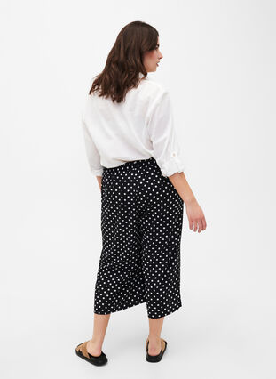 Zizzi Pantalon ample avec imprimé, Black Dot, Model image number 1