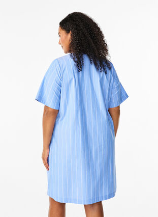 Zizzi Robe rayée en coton biologique, Blue Stripe, Model image number 1