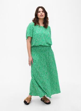 Zizzi FLASH - Jupe longue en viscose avec smocks, Bright Green Wh.AOP, Model image number 3