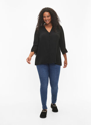 Zizzi Chemise en viscose avec décolleté en V, Black, Model image number 2