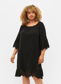 Robe en coton avec broderie anglaise, Black, Model