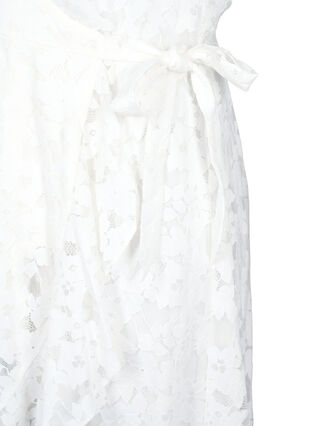 Zizzi Robe cache-cœur avec dentelle et manches courtes, Bright White, Packshot image number 3