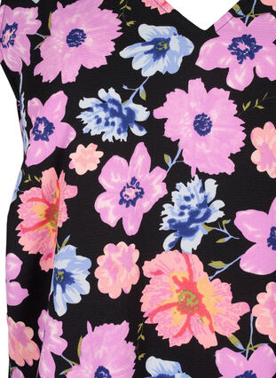 Zizzi Top floral avec col en V, Black Big Flower AOP, Packshot image number 2