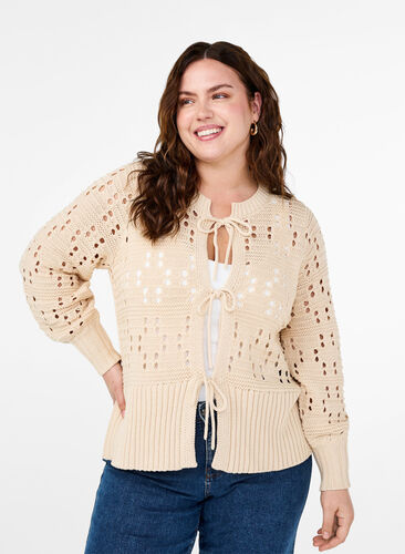 Zizzi Cardigan en maille avec liens et motifs ajourés, Birch, Model image number 0