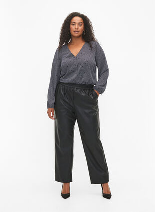 Zizzi Pantalon en simili-cuir avec poches, Black, Model image number 0