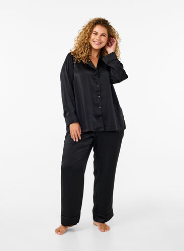 Zizzi Pantalon de pyjama en satin avec taille élastiquée, Black, Model image number 0