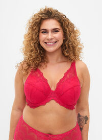 Soutien-gorge en dentelle rembourré avec armature, Love Potion, Model