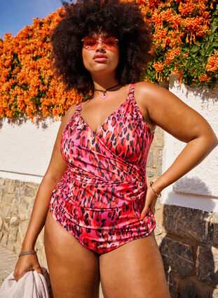 Zizzi Maillot de bain avec imprimé et effet cache-cœur, Red Leopard AOP, Image image number 0