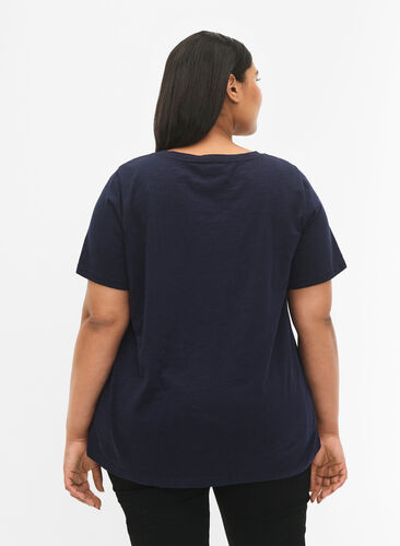 Zizzi T-shirt en coton avec imprimé texte, Night Sky W. La, Model image number 1