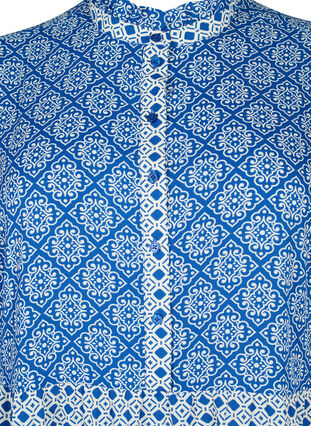 Zizzi Robe trapèze avec motifs et lignes de coupe, Blue AOP, Packshot image number 2