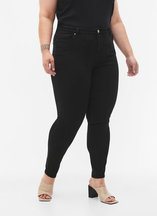 Zizzi Jean Amy à taille haute avec un ajustement super mince, Black, Model image number 2