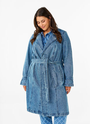 Zizzi Trench en jean avec ceinture, Blue Denim, Model image number 3