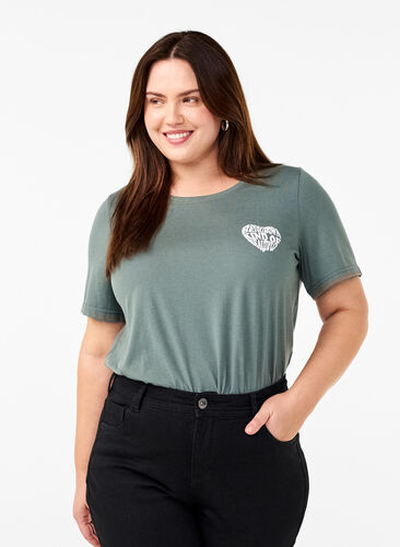 Zizzi FLASH – T-shirt imprimé, Balsam G. Beautiful, Model image number 0