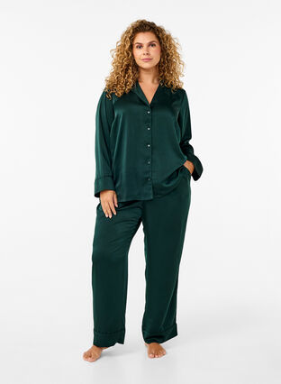 Zizzi Pantalon de pyjama en satin avec taille élastiquée, Scarab, Model image number 0